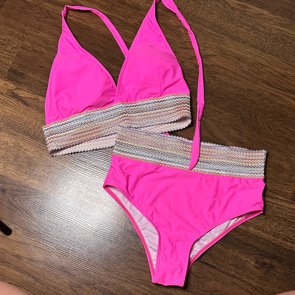 NWOT Bright Pink Colorful Waist Bikini Set